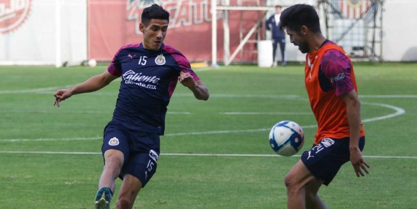 Uriel Antuna está habilitado para jugar en Chivas ante FC Juárez por el