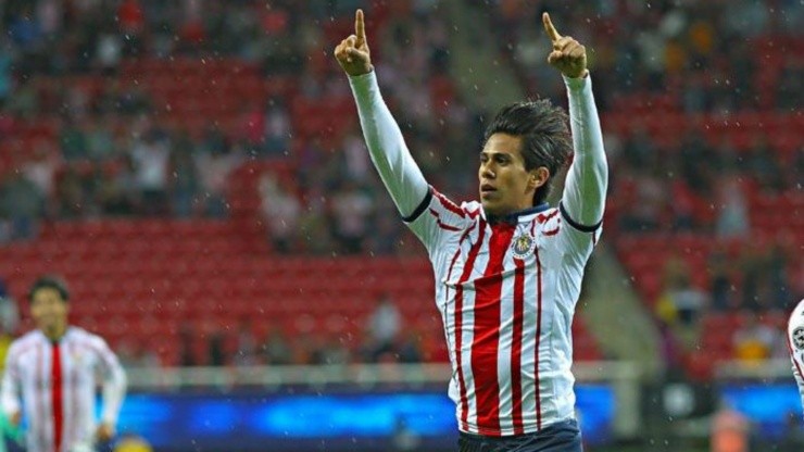 José Juan Macías con Chivas de Guadalajara José Juan Macías con Chivas de Guadalajara