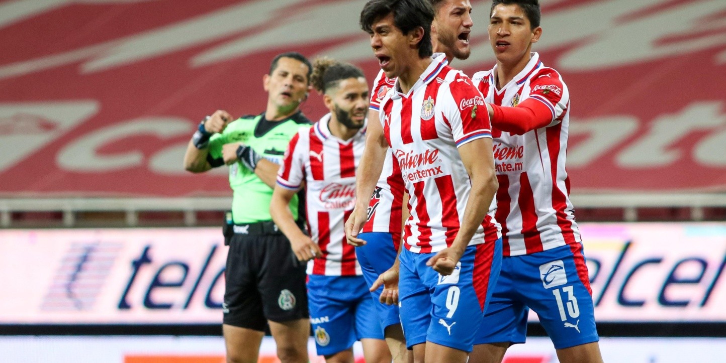 Liga MX: Chivas salva empate agónico 2-2 con Necaxa en ...