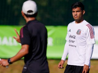 Fichajes Chivas Santiago Munoz Eduardo Aguirre Y Alberto Ocejo En Carpeta Tras Salida De Jj Macias Chivas Pasion