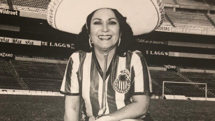 Doña Carmen Salinas recordó desde el aislamiento preventivo su época como madrina de Chivas