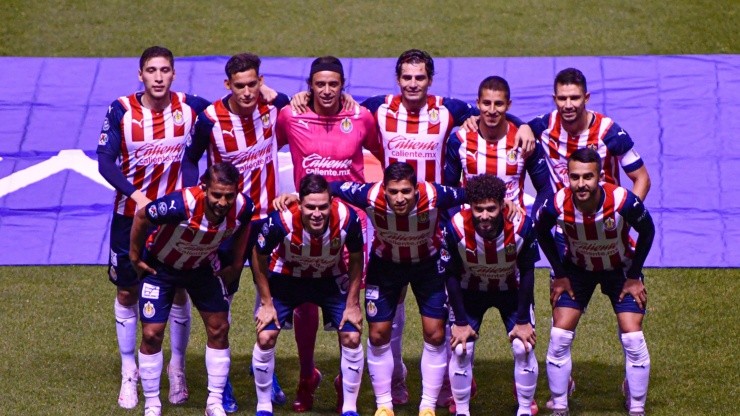 Chivas derrotó por 2-0 a Puebla.