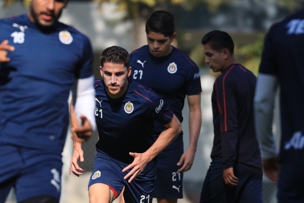 Hiram Mier en entrenamiento con Chivas de Guadalajara Hiram Mier en entrenamiento con Chivas de Guadalajara