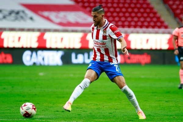 Hiram Mier con Chivas en Liga MX Hiram Mier con Chivas en Liga MX