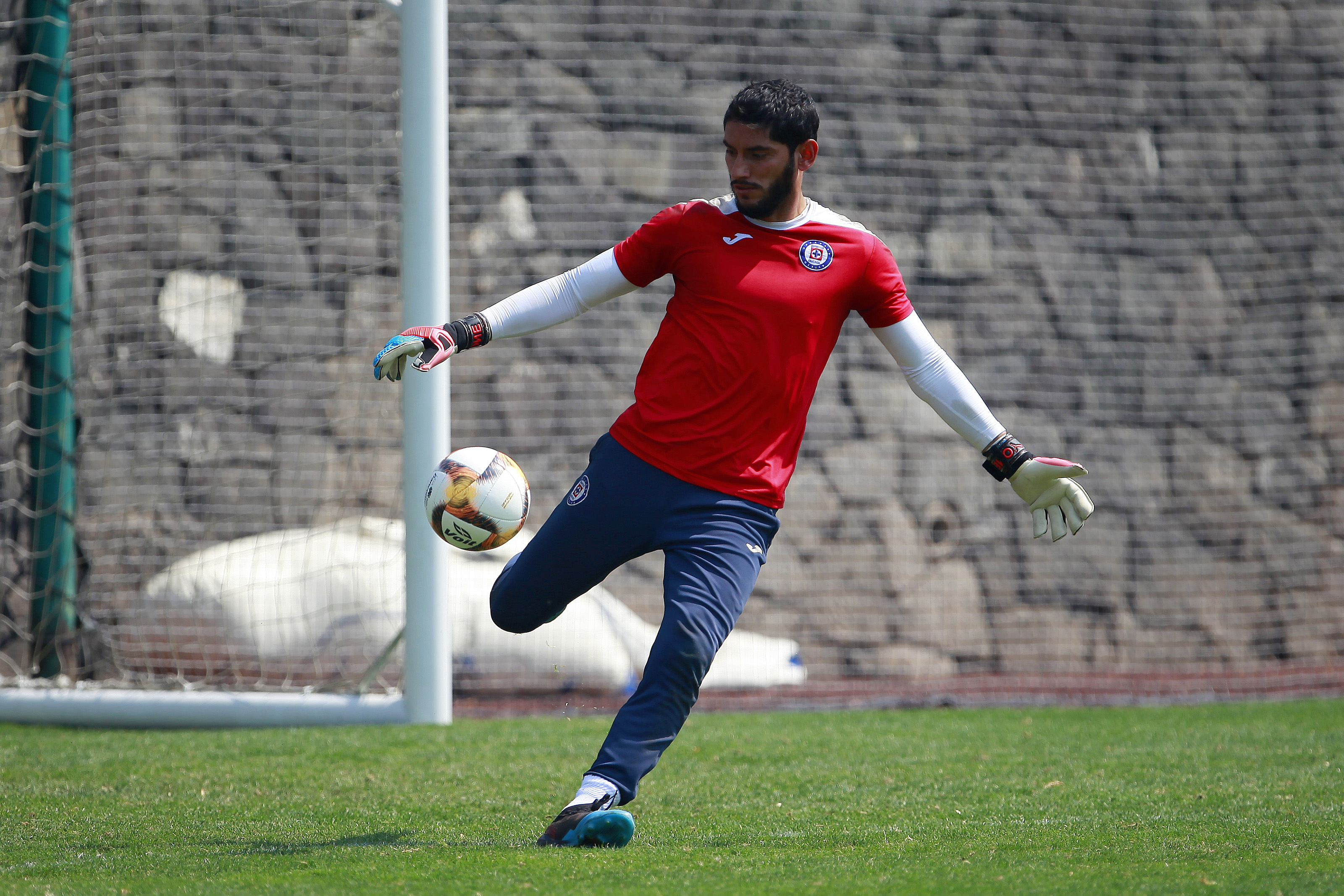Jesus Corona con Cruz Azul en Liga MX Jesus Corona con Cruz Azul en Liga MX