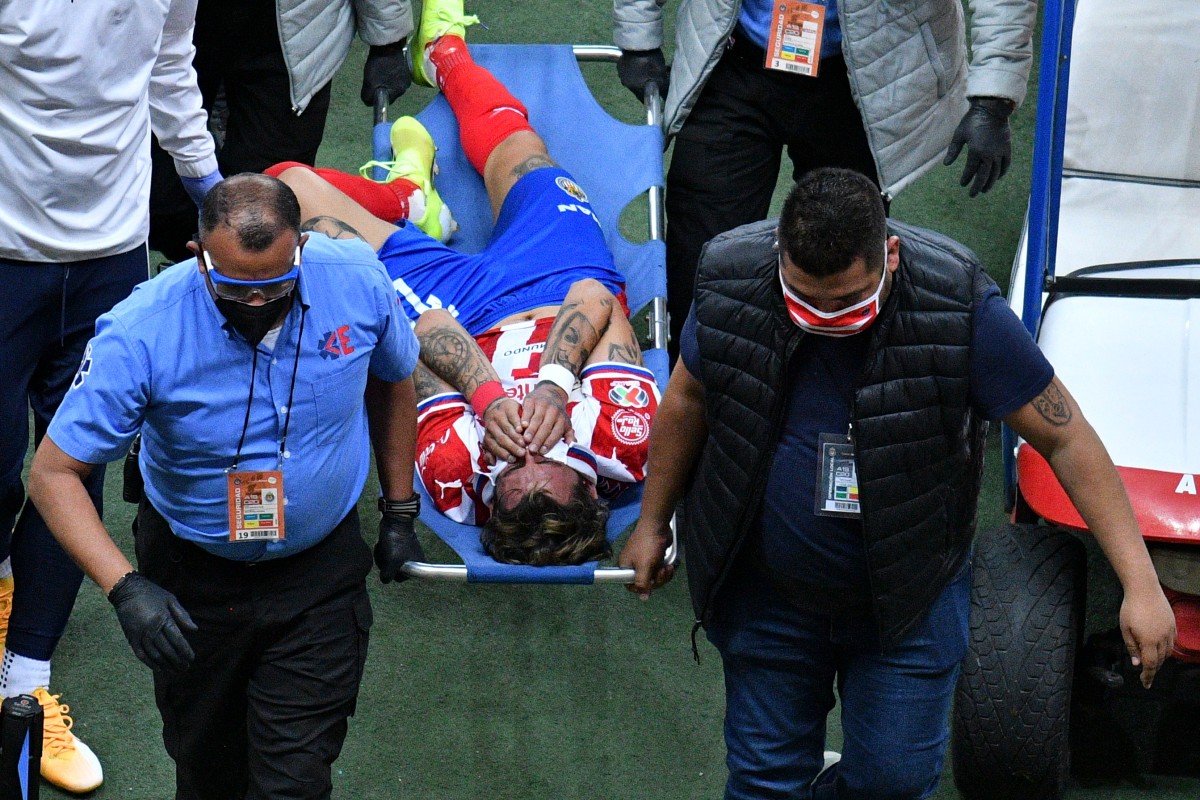 Chicote Calderón al momento de salir Chicote Calderón al momento de salir