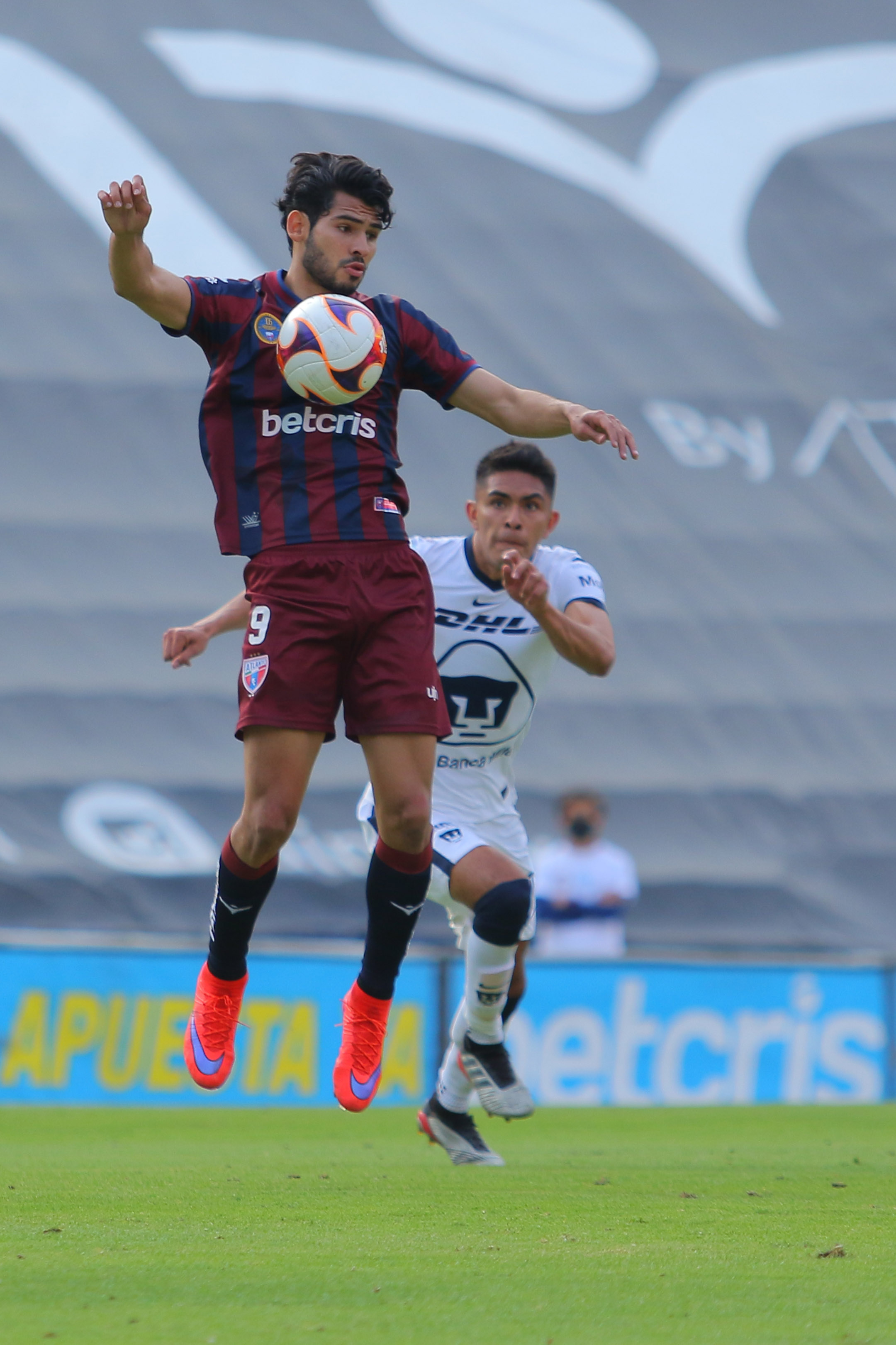 Vladimir Moragrega a las Chivas Vladimir Moragrega a las Chivas